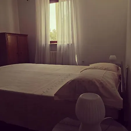 Prvi Red Do Mora Covic Duće