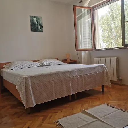 Prvi Red Do Mora Covic *