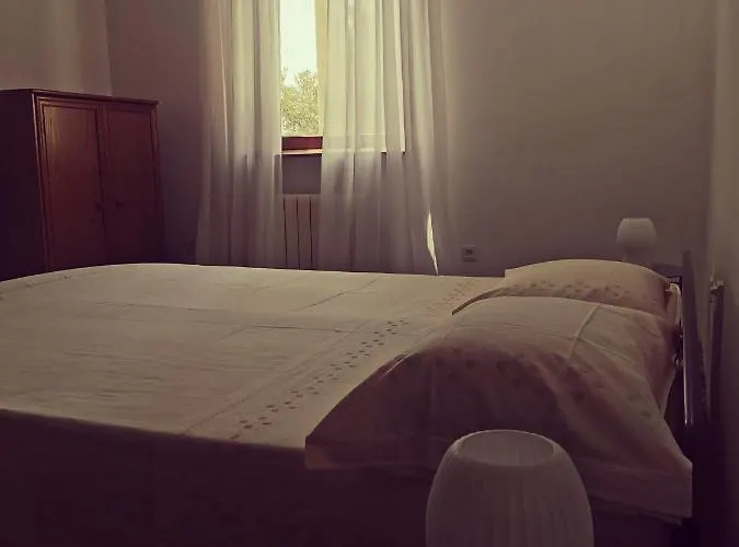 Prvi Red Do Mora Covic Duće