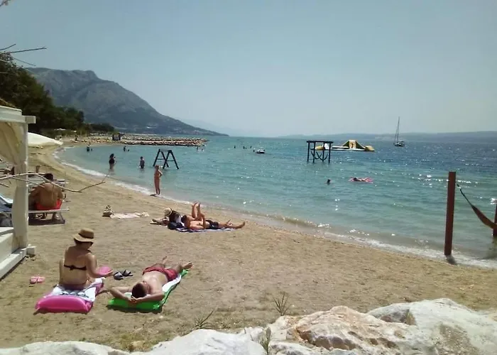 Prvi Red Do Mora Covic Apartman Duće